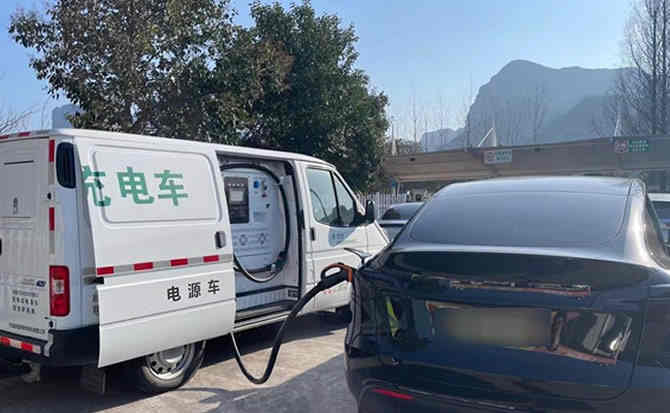 义马汽车搭电